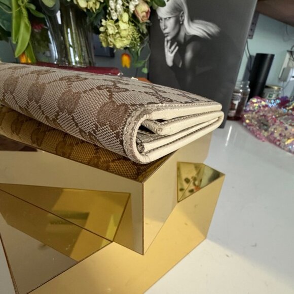 🇮🇹 GUCCI Monogram Metal Bar Continental Flap Wallet Off White Almost Nee 🇮🇹 - Picture 5 of 14